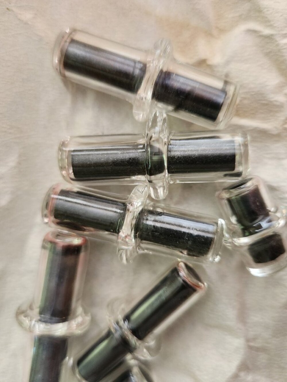 22 Vintage Glass Encased Magnetic Stir Bars and Pivot Rings Lab Lot Mixed Sizes - Picture 2 of 12